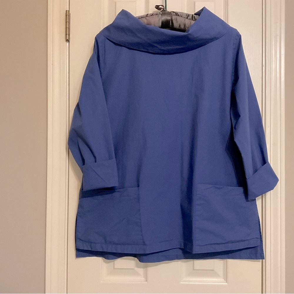 Amelline size M Cobalt Blue Poplin top